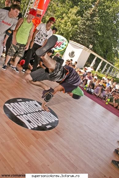 b-boy rvr nume: dancing trupei breakdance -2nd crew*stil hop  ani ani intrat trupa septembrie