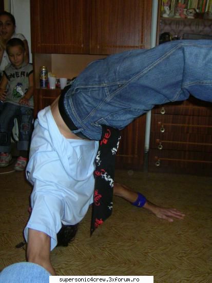 restul din supersonic rik din partea mea esti super tare canti destul ....doar canta impreuna cry