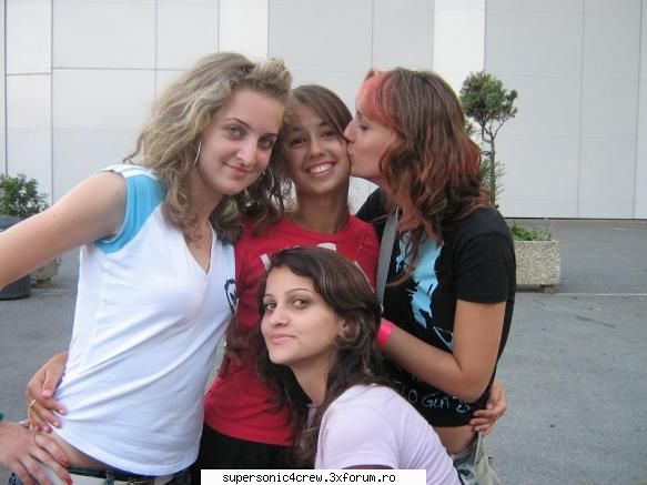 gee-oh girls girls    