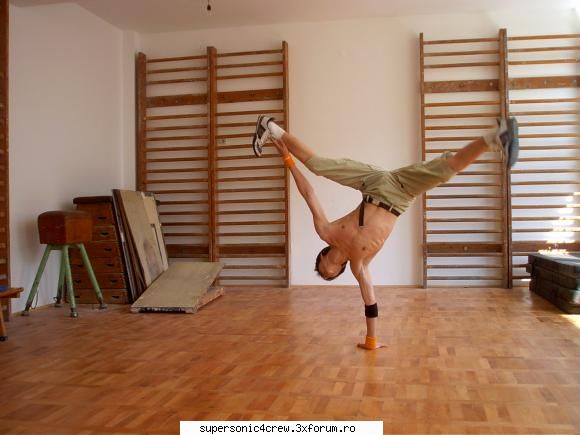 b-boy vlad old times...