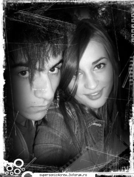 eu cu mamiiiiii buzz aka cretzu :))
