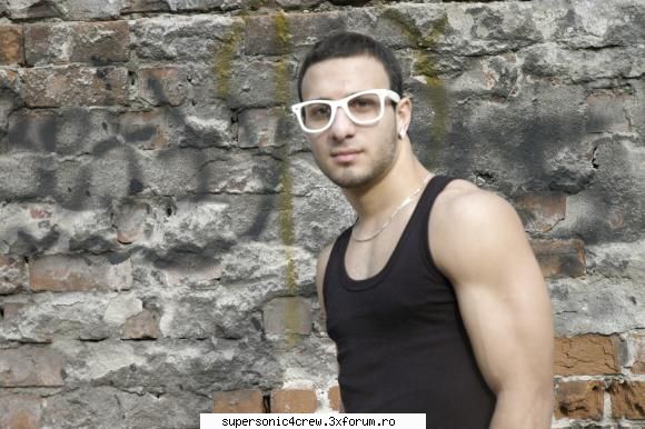 CALENDAR SUPERSONIC MEMBERS/ - na usa si cu mine o poza nouo ...... dar sunt - Poze!!!