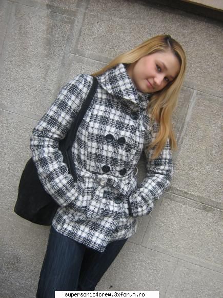 y love yoy very very very  fata vreau sati multumesc mult de tot pt msg  pe care mi la-i trimis (