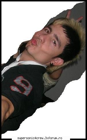 EFEKT - looooooooooooooool.... v-ati combinat gata? asa - TRUPE PRIETENE