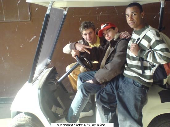 Flipside - ))) sa fie nebunie - TRUPE PRIETENE