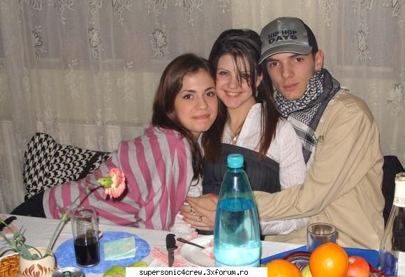 uteee :d honey+gaby