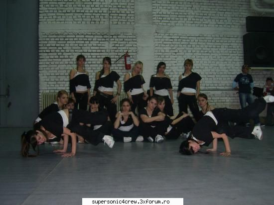 dirty steps  :wink2: infintez trupa d break ... cei sa intre pe id meu ...