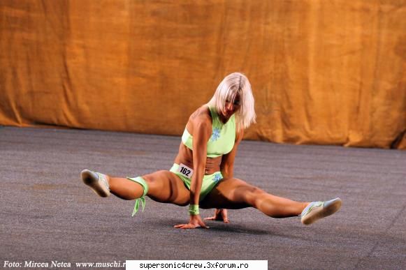 JUST US - poze cu mine de la Campionatul National de Fitness - TRUPE PRIETENE