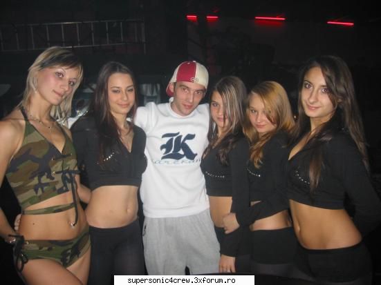 JUST US - roxxyfoxxy_justus - TRUPE PRIETENE