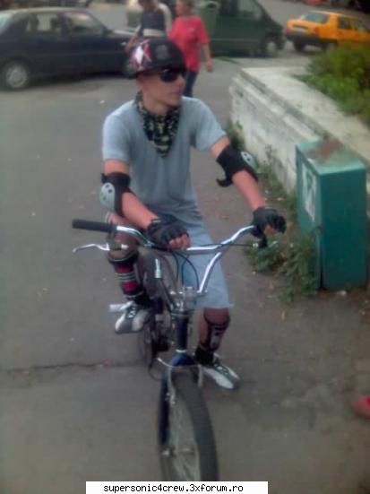 JUST US - Mie frik sa particip:-S :-S:-S:-S nu ma simt - TRUPE PRIETENE