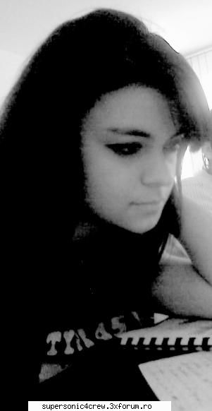 POZE NOI PUNETI AICI!! - haloo freak out - Poze!!!