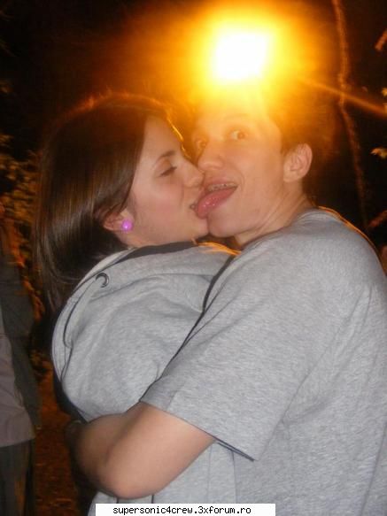 Pastele 2008 - Boboc - tender kissing Honey - Doar pentru crew!!!
