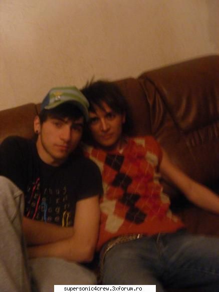 Pastele 2008 - 2 cretzi, acum str8 :D - Doar pentru crew!!!