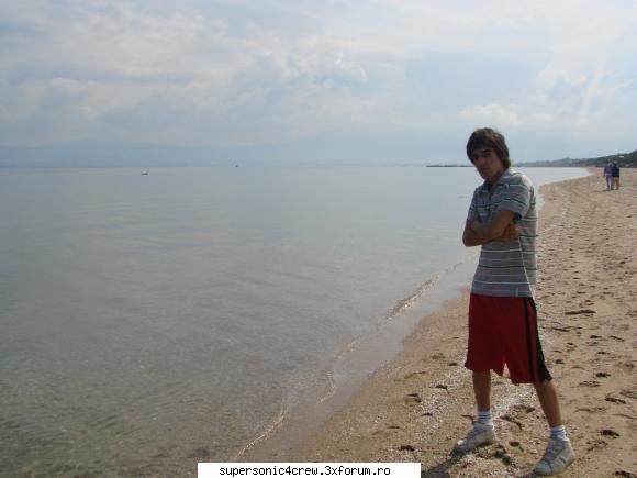 gill on the beach poze road to boty balkans 2008