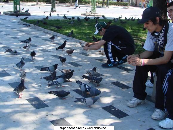 PoZe RoaD To BoTy BaLkaNs 2008 - Piatza porumbeilor..nush de ce dar parca fiecare - Poze!!!