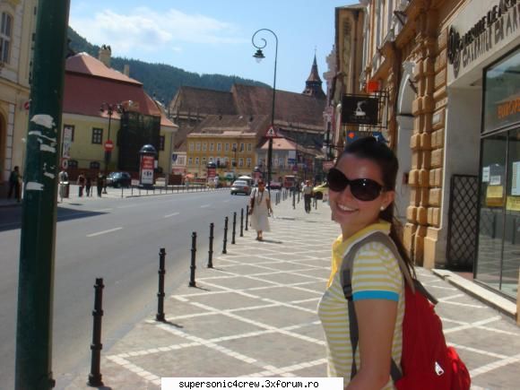 Poze Noi-Noi - era prea mare....miutz eleganta si sexy pentru un - Poze!!!