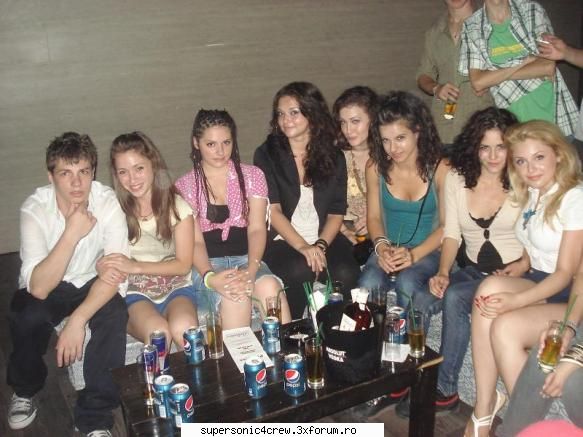 Poze Noi-Noi - uiiite poza din club,love you guys>:D - Poze!!!