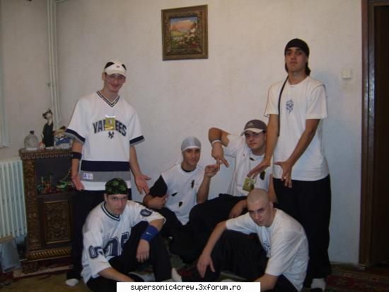 Trupa de streetdance!!! - nou in trupa de street dance...e posibil sa ni se - ANUL 2005 RECYCLE BIN