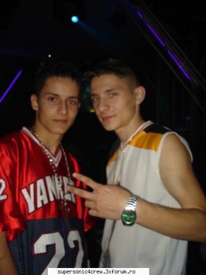 UN-X - Yo cu Victor in Club - TRUPE PRIETENE