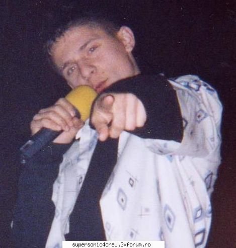 UN-X - Yo mare cantaret.. :) - TRUPE PRIETENE