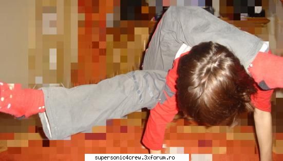 poze orice fel - maine imi fac shi yo poze noi k astea`s km vechi - Poze!!!